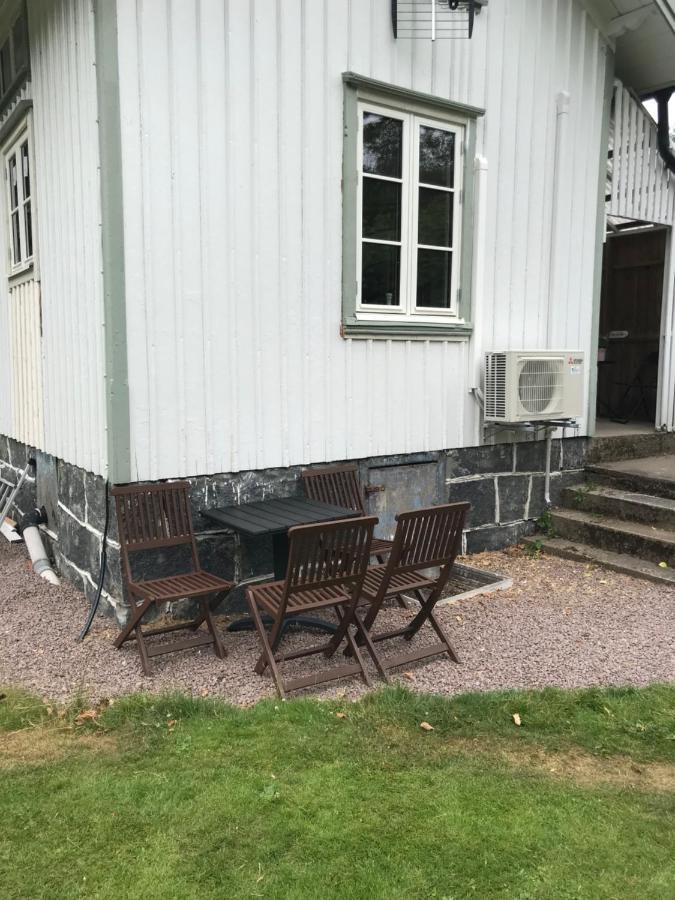Fagerbacka Torp. Soet Stuga Naera Havet Lysekil Kültér fotó